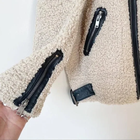 ❌SOLD❌Zara | Teddy And Faux Leather Zipper Jacket - Picture 8 of 13